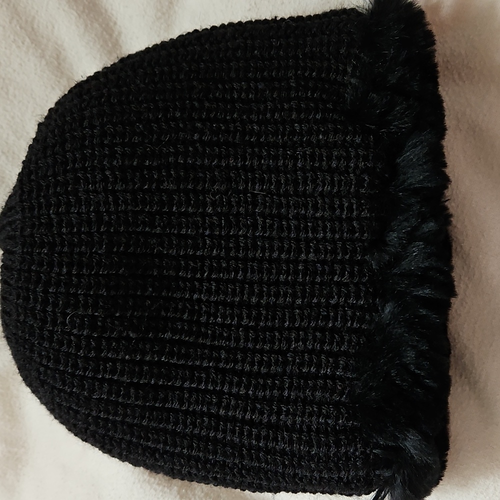 Rabbit Fur Hat - Picture 4 of 4